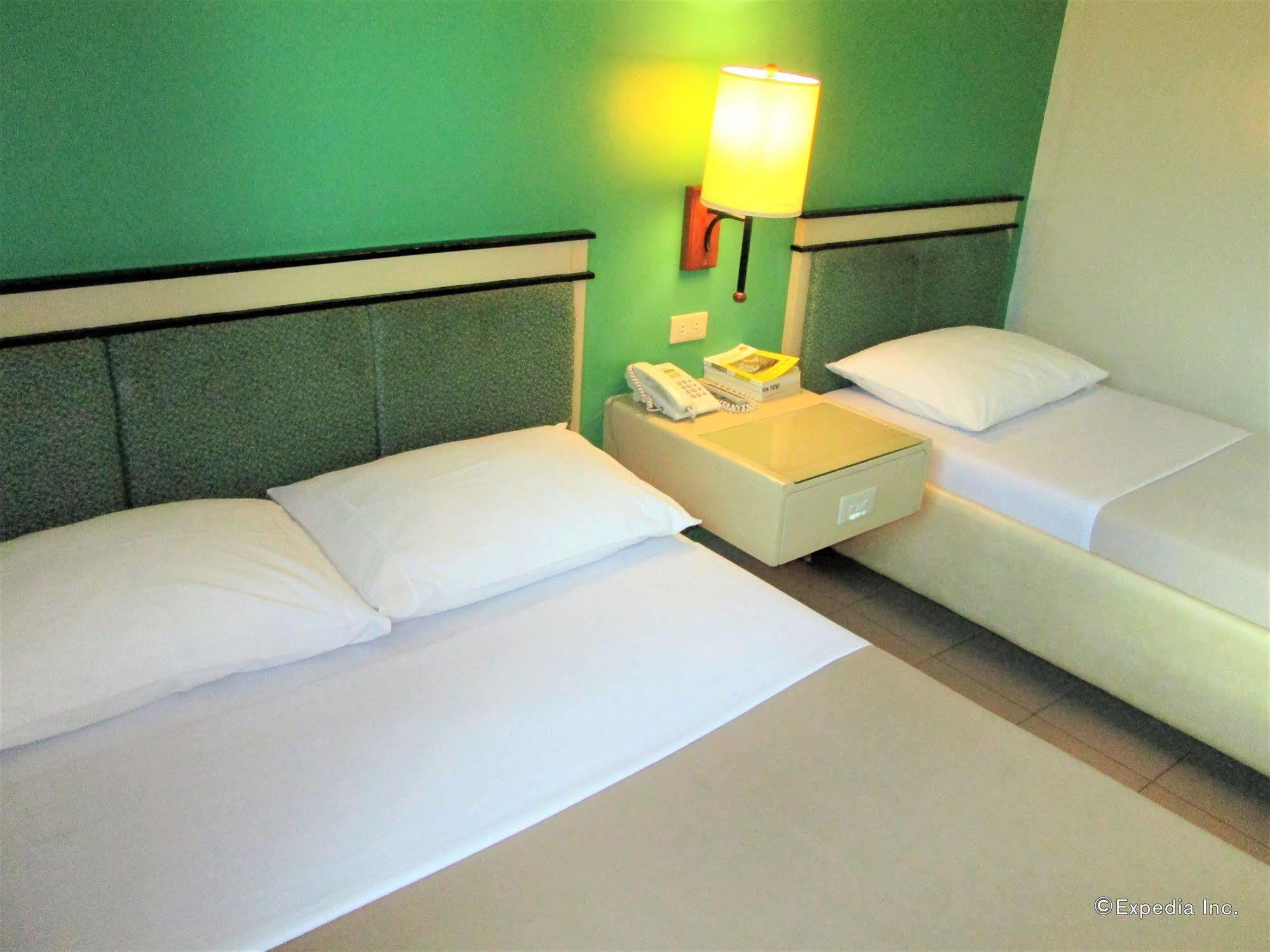 New Dawn Pensionne House Cagayan de Oro Exteriör bild