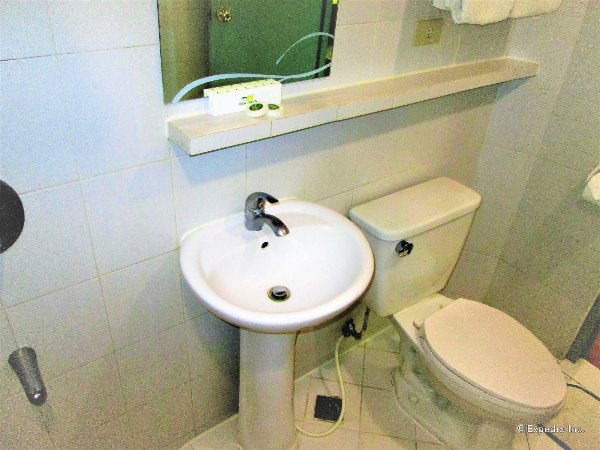 New Dawn Pensionne House Cagayan de Oro Exteriör bild