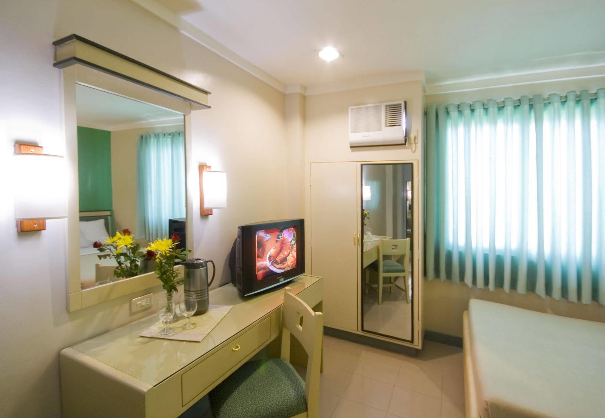 New Dawn Pensionne House Cagayan de Oro Exteriör bild